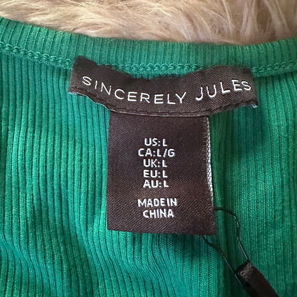 Sincerely Jules Green Crop Top - Picture 5 of 5